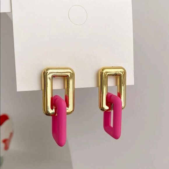 Chainlink Statement Earrings  - Picture 1 of 3